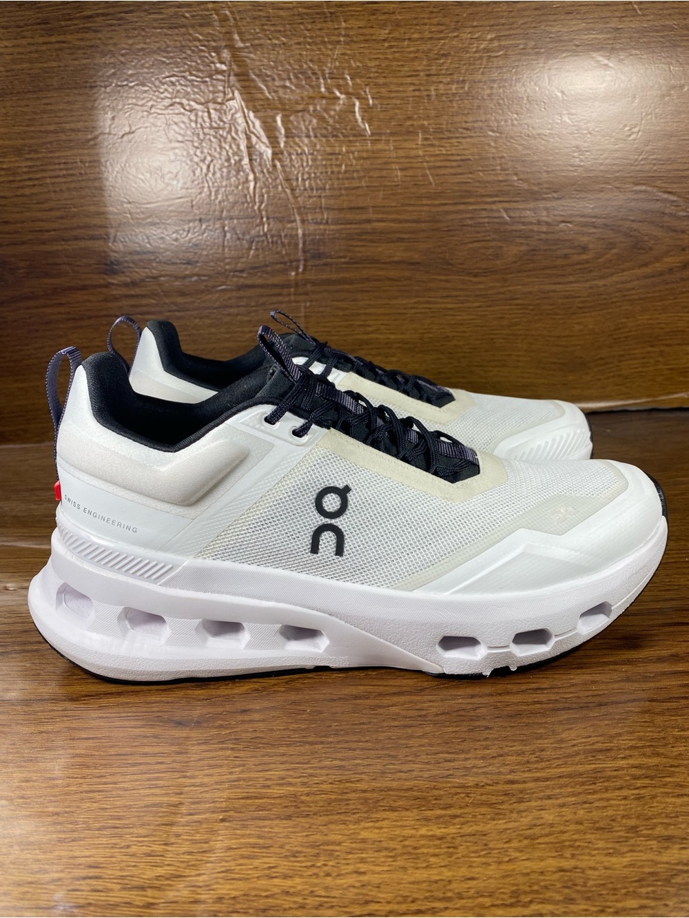 On Cloudnova X women’s shoe size 7.5